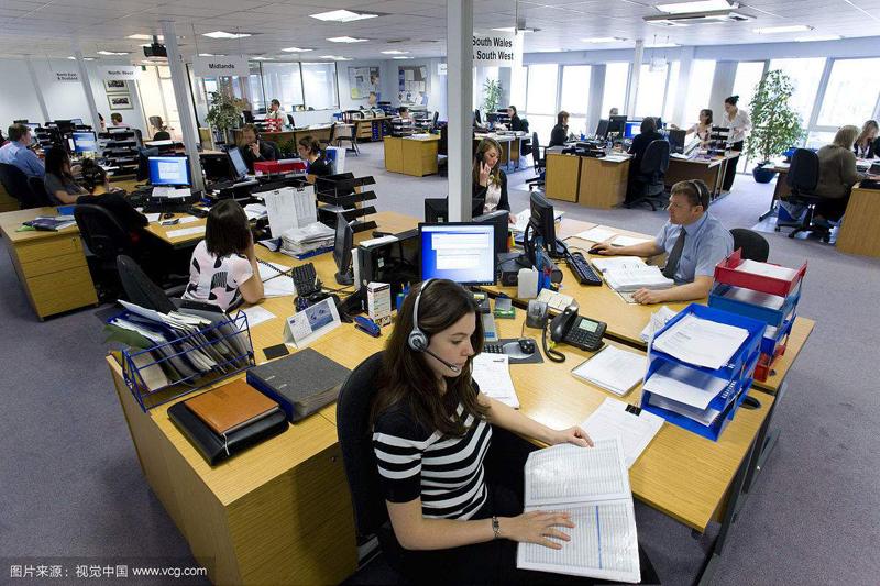 力達機床網絡營銷辦公區一角